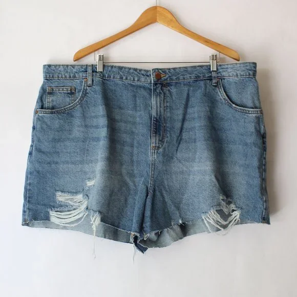 COTTON ON Curve A-Line High Rise Denim Shorts Distressed NEW Plus Size 18 - Picture 2 of 3